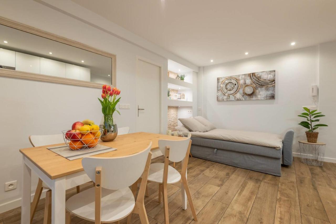 Apartment Le Comfy - 2br W Ac And Terrace In The Heart Of Old Welkeys